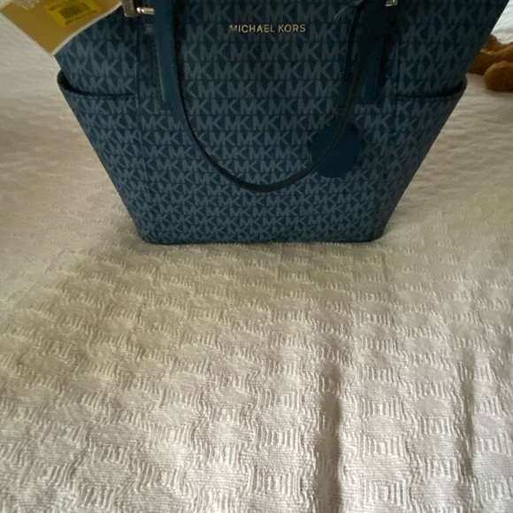 Michael Kors Jet Tote Handbag “River Blue” 15”W x 10” T x 5.5” D. NWT - Picture 4 of 7